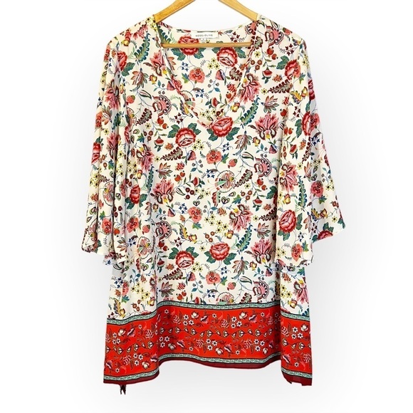 Rose & Olive Tops - Rose &‎ Olive Colorful Floral V-Neck Tunic Blouse Top